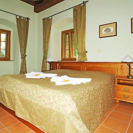 Hotel Kristin Hradek Decin Ngoại thất bức ảnh